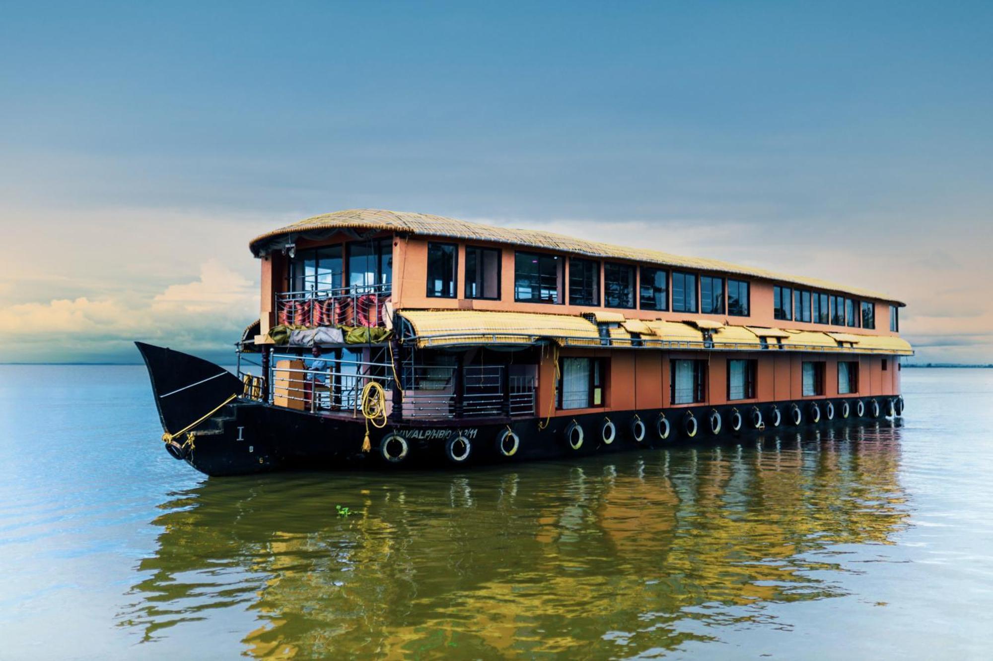 Harmony Houseboats Hotel Alappuzha Exterior foto