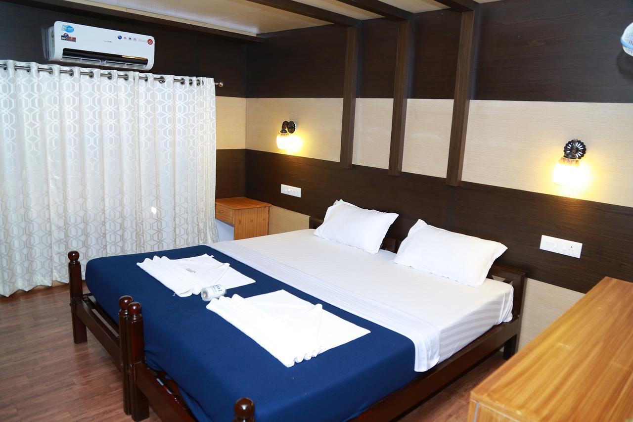 Harmony Houseboats Hotel Alappuzha Exterior foto